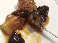 葱烧海参配乌米菌-鲁采LU STYLE(新天地店)