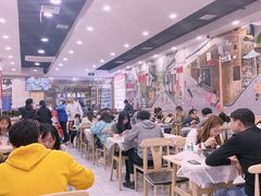 大堂-江城燕子大排档(江汉路步行街店)