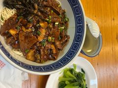 -沪西老弄堂面馆(定西路店)