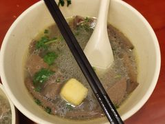 -佬钱湾仔(衣裳街店)