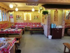 -闯关东东北农家菜(崂山石老人店)