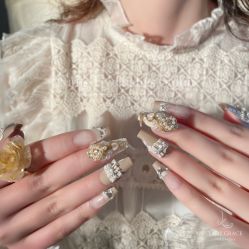 点击看大图 -猪猪女孩日式美睫美甲