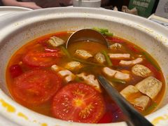 瓮安酸汤肥肠-黔蘑菇四季餐厅(观山湖店)