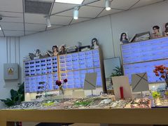 -天空之镜眼镜店蔡司依视路配镜授权零售店(望京颐堤港店)
