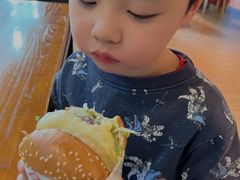 -The Habit Burger Grill 哈比特汉堡(复兴soho店)