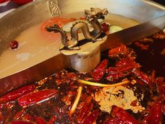 -小龙翻大江文化火锅(宽窄店)