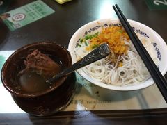 瓦罐汤-龙老五汤店(站前西路店)