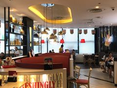 -必胜客(武汉欢乐谷店)