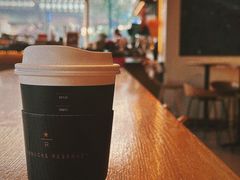 -星巴克臻选(上海合生汇1F店)