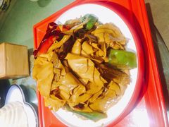 浇汁肉酱干豆腐-快乐老家三鲜饺子东北菜(南六中路店)