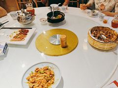-围龙屋客家食府(福田店)