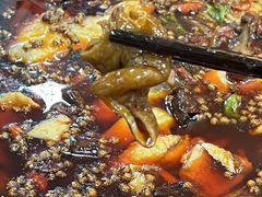-烧哥美蛙肥肠鱼火锅·十五年社区店