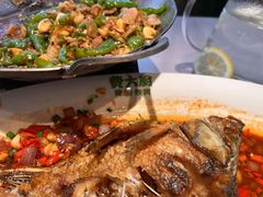 -费大厨辣椒炒肉(黄兴中心广场店)