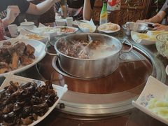 -亿诣蝎府炸酱面羊蝎子火锅(酷车小镇店)