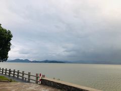 -鹰龙海畔度假酒店(咸祥店)