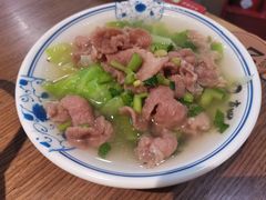 -肖四女乐山跷脚牛肉(世博源店)