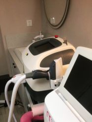 -咪咪专业脱毛连锁机构