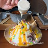 炎热的夏天当然要吃冰啦[调皮]