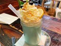 蓝莓优格奶昔-MIKAKU(万达广场上海宝山店)