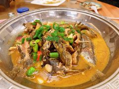 杂鱼煲-食光慢宴·安吉土菜馆