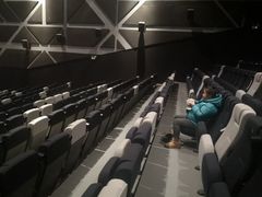 -杨小贤(东融国际影城店)