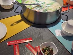 -四季喧黔味豆米火锅(万达广场店)