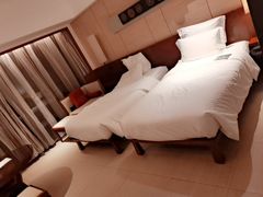 -三亚湾海居铂尔曼度假酒店