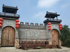 -茅山东方盐湖城景区