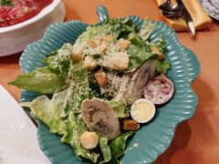 凯撒鸡肉沙拉-老井俄式餐厅