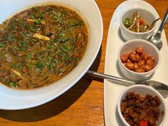 -新荣记(西溪湿地店)