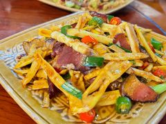 -苗湘食府(十年店)