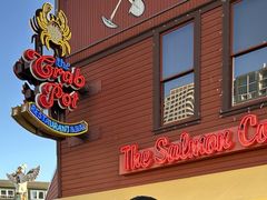 -The Crab Pot Seattle