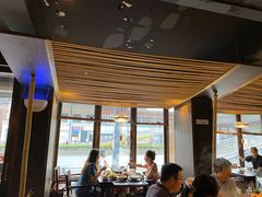 靠窗位-盡膳口福·百年汤方火锅(科华北路店)