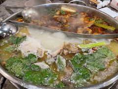 -肖肖酸萝卜鱼火锅(总店)