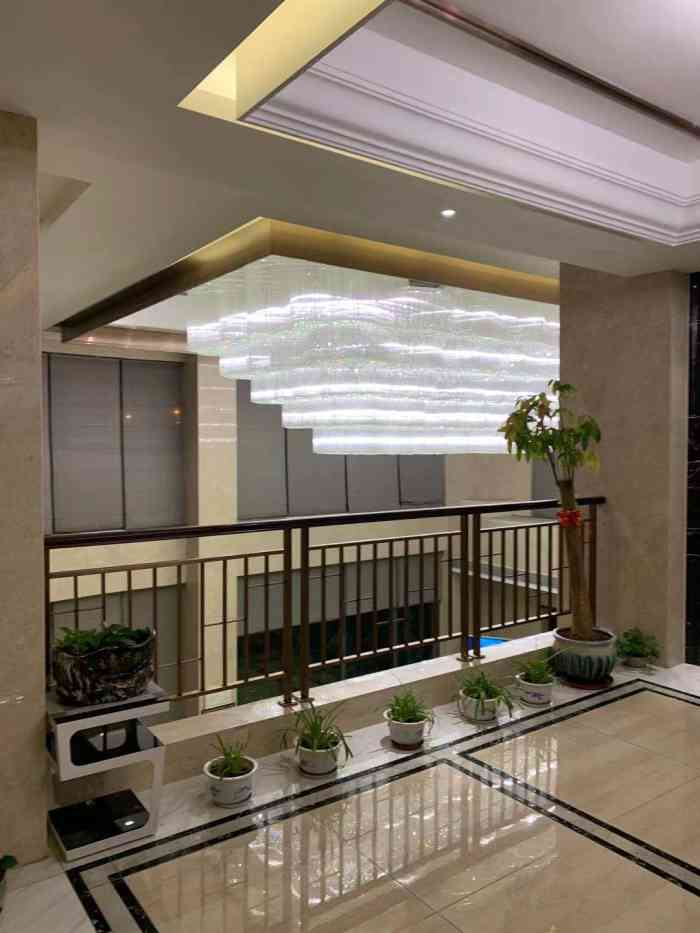 新如意大酒店-"菜单和老娘舅一样的风格 问了才知道就是老.