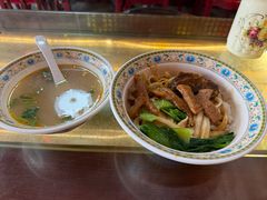 -金杨拉面王小吃面馆·牛三宝面·红烧牛肉粉