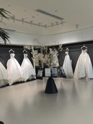 点击看大图 -Bridal Queen·婚纱女皇