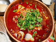 -成都你六姐·牛肉冒菜(城市集市合生汇店)