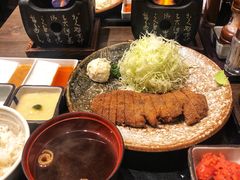 -牛かつもと村(原宿店)