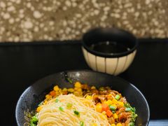 秘制小龙虾拌面-贡梅老面馆·蟹粉面·无锡特色小吃(南长街主推店)
