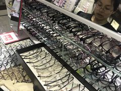 -华彬眼镜专业渐进配镜(潘家园店)