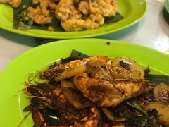 咸蛋黄鱿鱼-明记烧鱼美味店