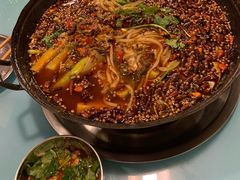 -鸿顺老铁锅美蛙鱼府(解放碑店)