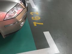 -龙湖天街-停车场