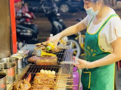 -老黄记手撕烤兔(玉林街店)