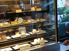面包甜点陈列柜-麦当劳(田林好又多店)