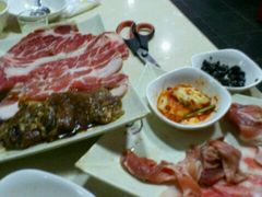 烤肉拼盘-郑阿姨的家·이모네·韩料&烤肉(武川路店)