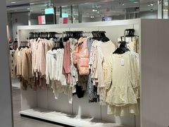 -H&M(天一广场店)
