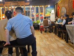 -亮亮烧烤(积玉桥总店)