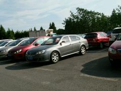 android_upload_pic-家乐福南翔店停车场